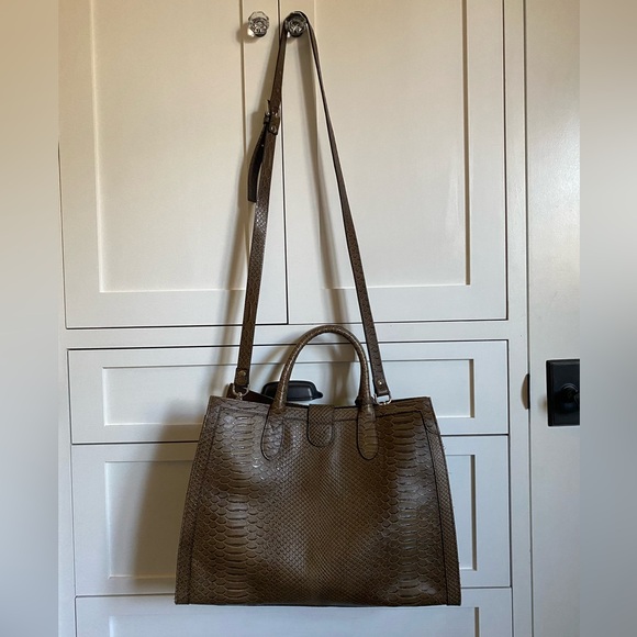 Claudia Firenze Large Brown Croc Handbag - Picture 8 of 9